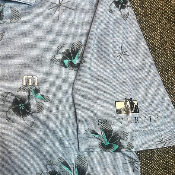 Travis Mathew Denim Blue Golf Polo with Floral Print sz S Silver Tip Resort Logo - Picture 3 of 11